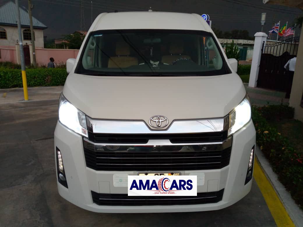 Toyota Hiace 12-Seater Van view 3