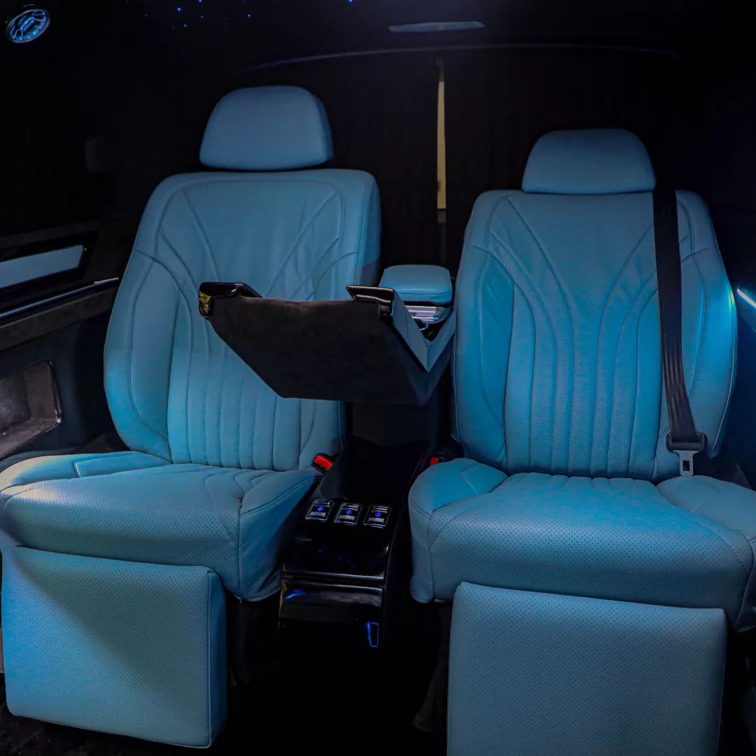 Mercedes Maybach Luxury Minibus view 2